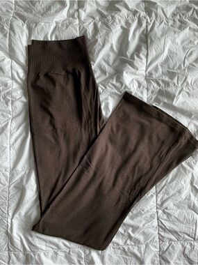 Gymshark Luxe Seamless Flare Leggings